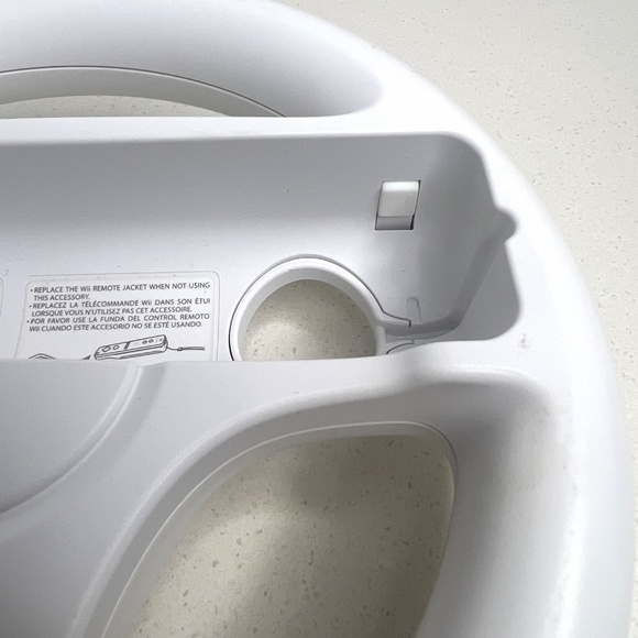 Nintendo Wii Mario Kart Video Game and Steering Wheel - Picture 8 of 8